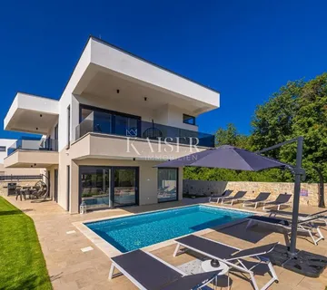 Otok Krk, Omišalj - luksuzna dvojna kuća 204m2