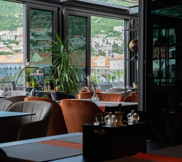 Senj – Hotel u samom centru grada, 50 m od obale