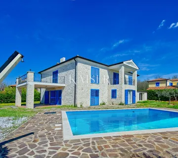 Istra, Umag  - vila Istarska u kamenu - cover