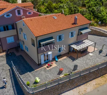 Otoka Cres, Miholašćica, Luksuzni duplex 500 m2 sa pogledom na more - Miholašćica, Cres