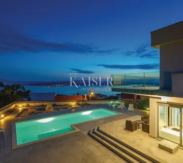 Crikvenica - vila sa pet soba i panoramskim pogledom na more