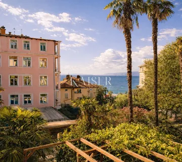 Opatija – Stan s privatnim vrtom u povijesnoj vili, 100 m od mora