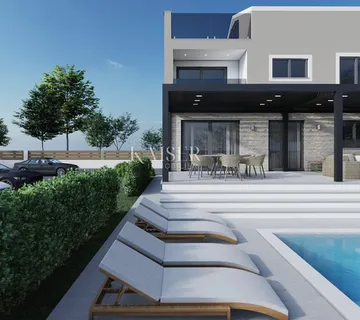 Istra, Poreč, dvojna kuća - cover