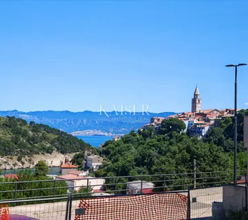Otok Krk, Vrbnik- moderan stan 55m2 s pogledom na more - cover