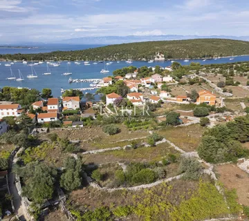 Mali Lošinj, Ilovik - Građevinsko zemljište - Ilovik, Mali Lošinj