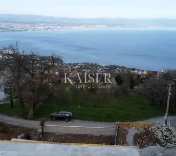 Lovran – dvije kuće u izgradnji s panoramskim pogledom na Kvarner