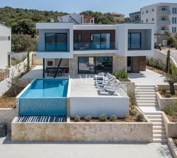 Šibenik-Rogoznica - Moderna vila za odmor sa slikovitim pogledom na more - cover