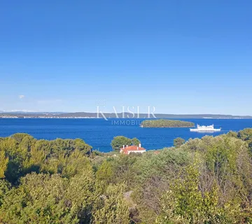 Ugljan, Kukljica, građevinsko zemljište 1686 m2, 150 m od mora s pogledom na Zadarski kanal - cover