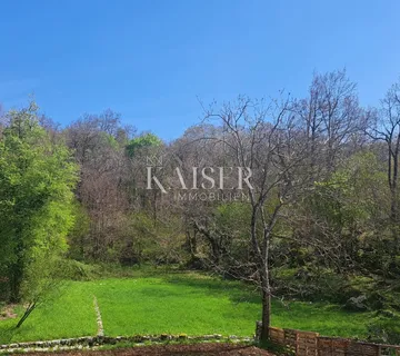 Opatija, Poljane -  Građevinsko zemljište na mirnoj lokaciji - cover