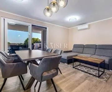 Poreč, okolica, dvosobni stan s pogledom na more - cover