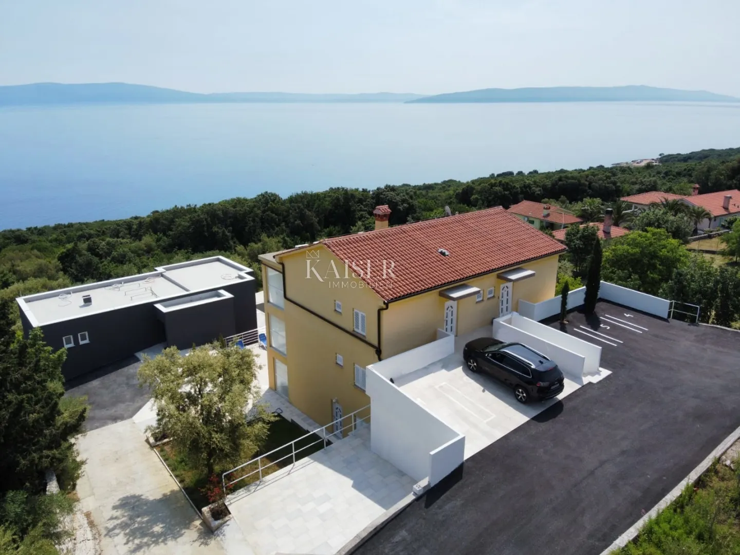 Rabac - kuća 100 m od mora, 430 m2 - cover