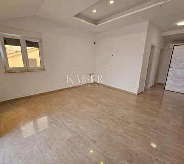 Otok Krk, Njivice - apartman "B" u novogradnji 68m2 - cover