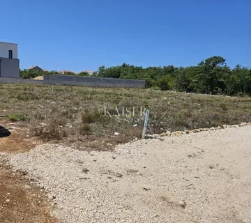 Sukošan - Debeljak: Građevinsko zemljište 730 m2 - Debeljak, Sukošan