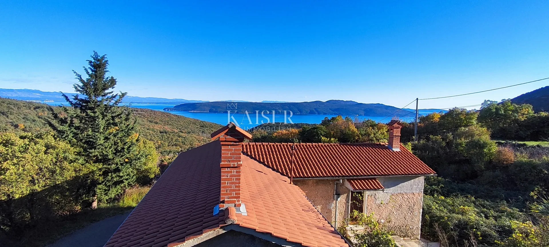 Brseč - kuća za renovaciju, 180 m2 - cover