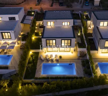 Otok Krk, Malinska- Moderna vila 200m2 s bazenom i pogledom na more - Malinska, Malinska-Dubašnica