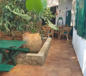 Mali Lošinj, Artatore, dva apartmana okružena borovom šumom 65m2 - cover