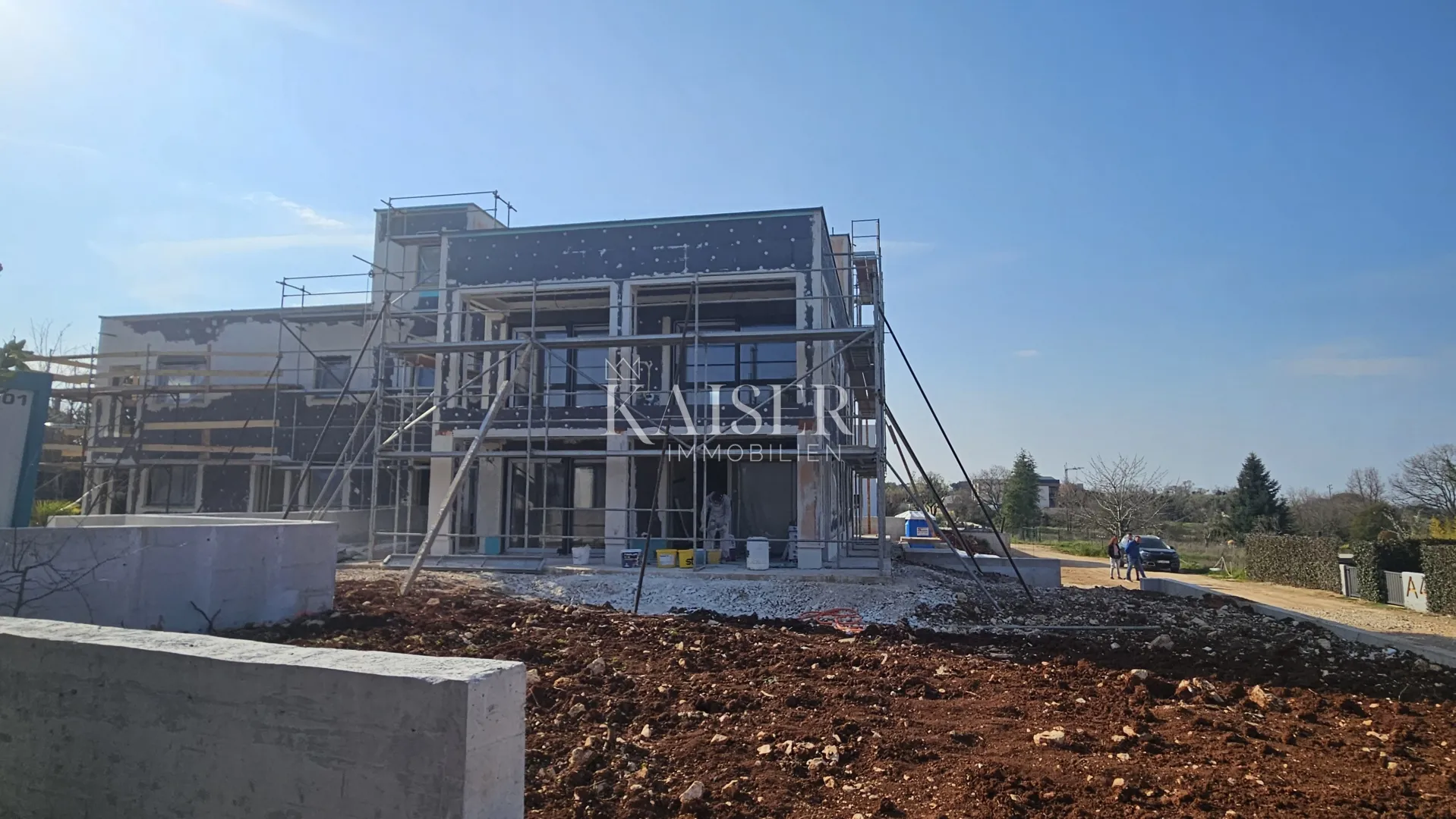 Istra, Poreč, prizemni stan sa vrtom u novogradnji! - cover