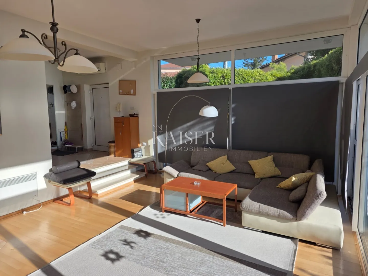 Opatija, dvoetažan stan 147m2 s terasom i parkingom u blizini centra - cover