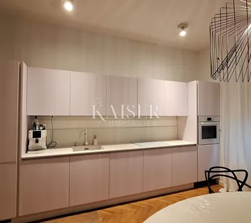 Rijeka, Bulevard- dvosoban renoviran stan 80,86 m2 na traženoj lokaciji - cover