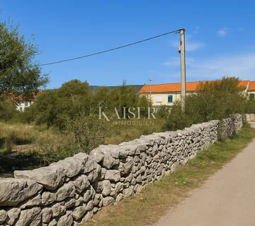 Šibenik – Dubrava | Građevinsko zemljište 1819 m² s potencijalom za vilu ili investiciju - cover