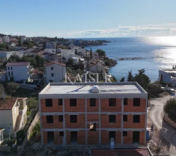 Rogoznica - Luksuzan penthouse 20 m od mora u idiličnoj uvali  - cover