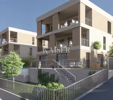  Kostrena, Glavani - četverosobni stan s bazenom i okućnicom u novogradnji - cover