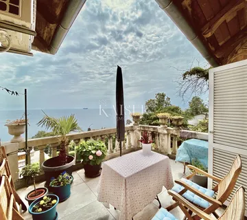 Opatija – Moguća zamjena! Cijela etaža + potkrovlje povijesne vile 100 m od mora - cover