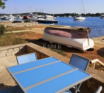 Mali Lošinj, Ilovik - Kuća na obali - cover