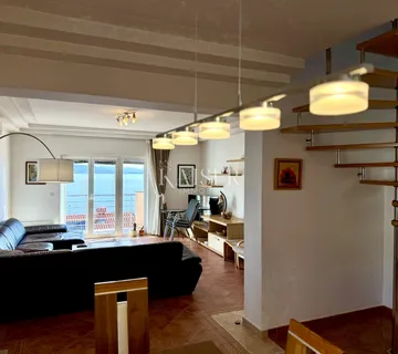 Opatija – Impresivan dvoetažni stan od 150 m2 s prekrasnim pogledom - cover