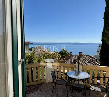 Opatija – Dva studio apartmana u povijesnoj vili 2. red do mora, terasa, okućnica i 2 parkirna mjesta - cover