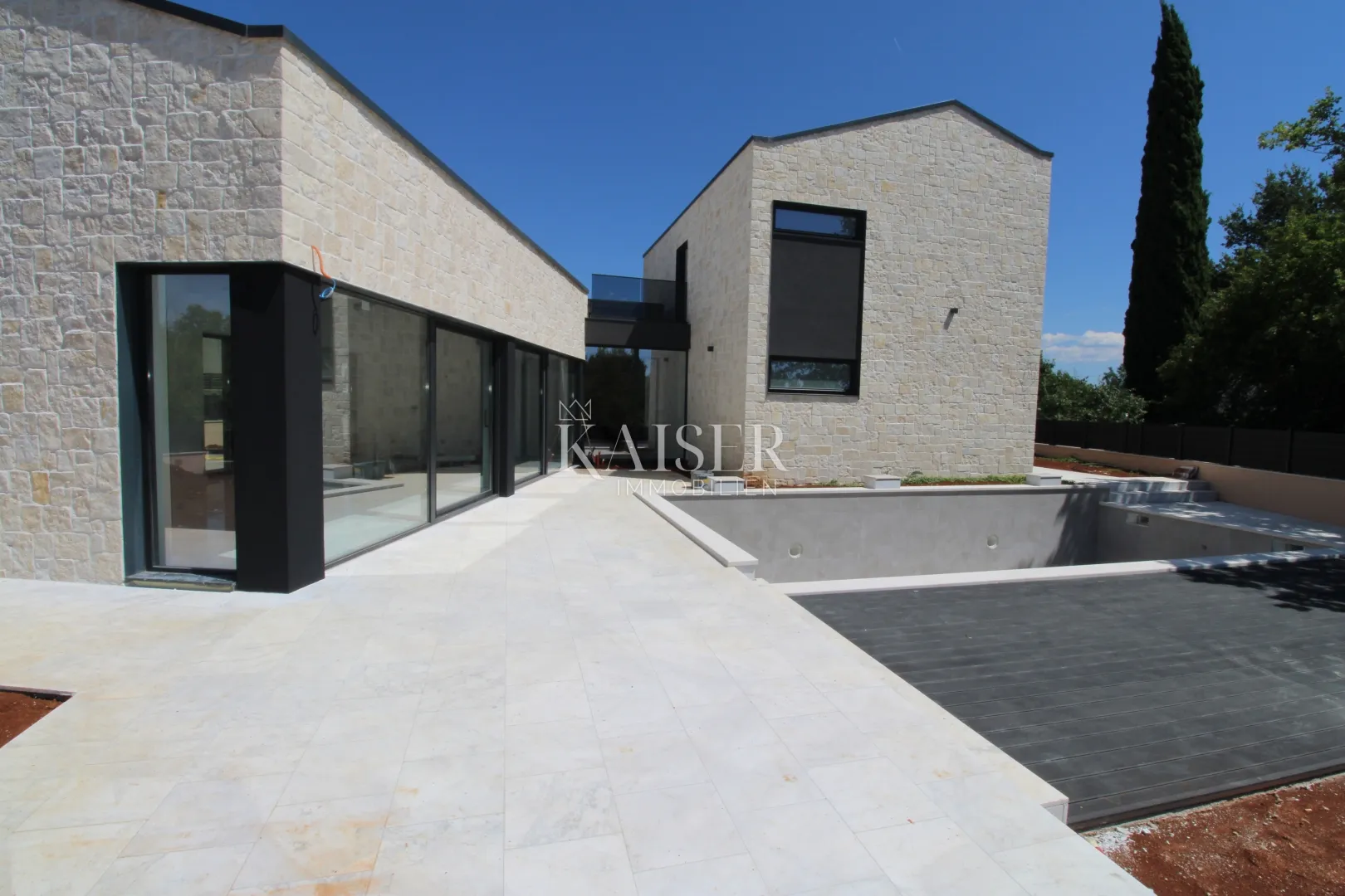 Istra, Poreč- luksuzna vila 210m2 s bazenom i jacuzziem u prirodi - cover