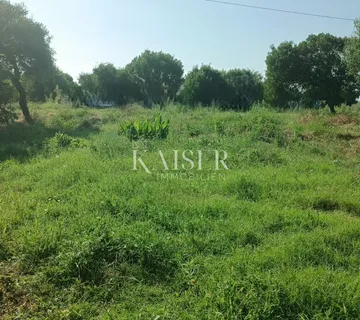 Istra, Pula- građevinsko zemljište 540m2 s projektom na mirnoj lokaciji - cover