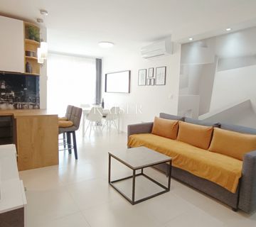 Pula, Istra-moderan stan 50m2 s dodatnom prostorijom - cover