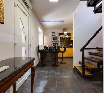Mali Lošinj, kuća 110 m2 na odličnoj lokaciji - cover