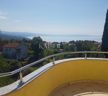 Matulji - kuća s apartmanima - cover