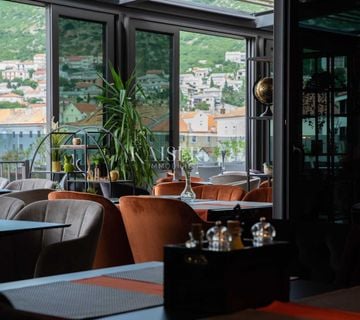 Senj – Hotel u samom centru grada, 50 m od obale - cover