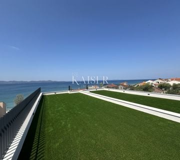 Zadar, Diklo, stan 78.54 m2, krovna terasa, 50 m od mora - cover