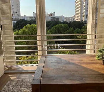 Zadar – Tiz, trosoban stan sa pogledom na more - cover