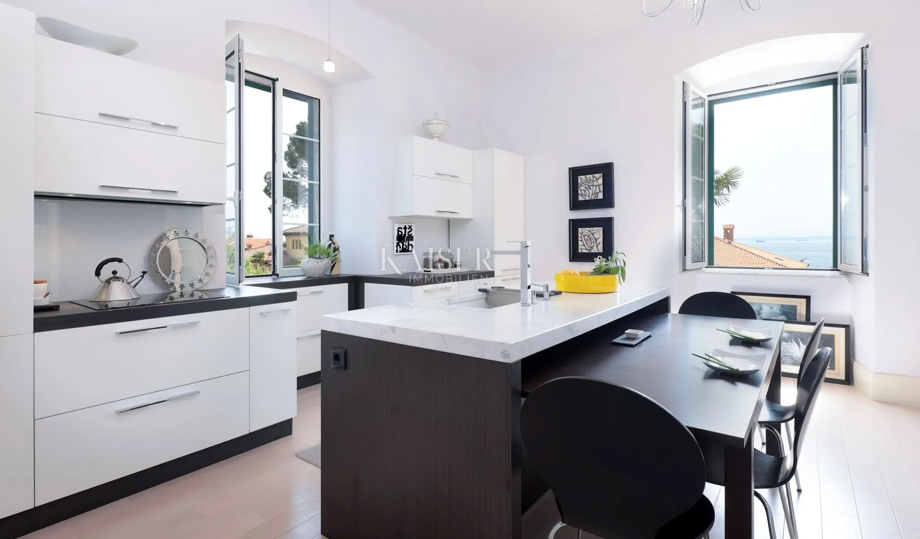 Opatija, Volosko, stan drugi red do mora s parkirnim mjestom - cover