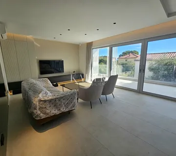 Grad Krk - luksuzni stan 2S+DB, 93m2  - cover