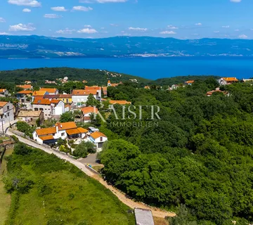 Vrbnik, Risika - samostojeća kuća sa dvije jedinice, prilika - cover