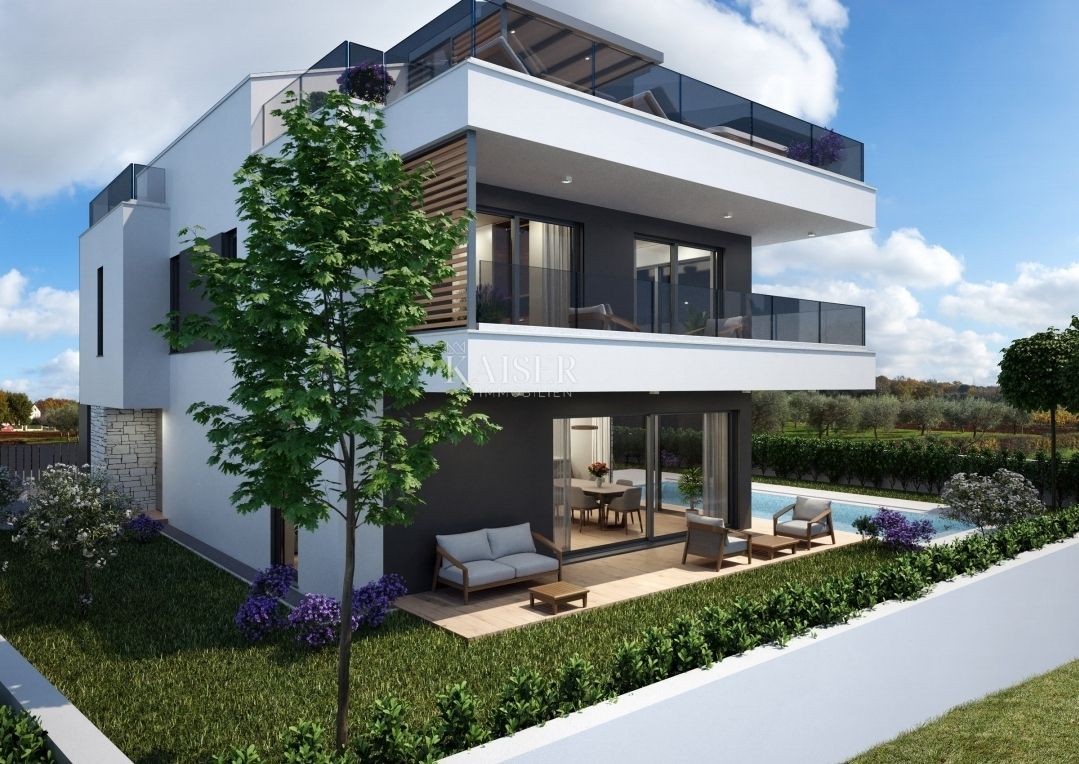 Istra, Poreč- 4 km, vila s krovnom terasom i bazenom - cover