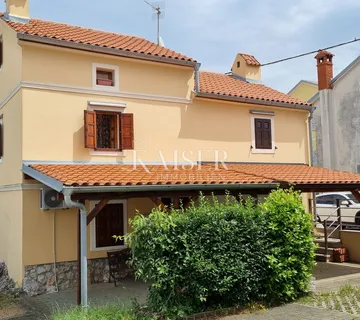 Krk, Omišalj - Kuća u centru sa parkingom - cover