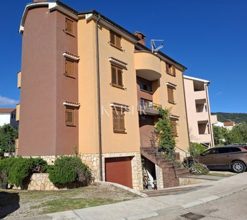 Otok Cres, Cres, kuća sa više apartmana - cover