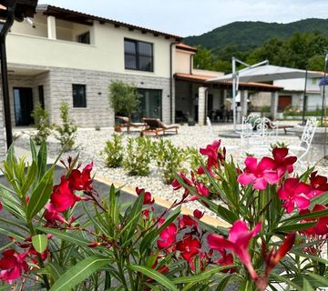 Opatija - mediteranska villa, pogled na more, 328m2 - cover
