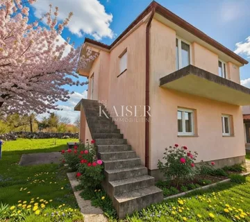 Krk, Gostinjac - kuća 95m2 sa dva odvojena stana  - cover