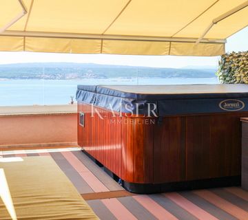 Crikvenica - Luksuzni dvoetažni stan s jacuzzijem i panoramskim pogledom na more - cover