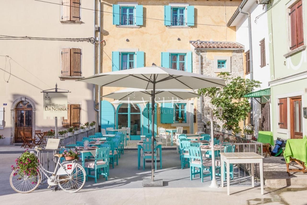 Istra, Fažana- Heritage hotel 234m2 samo 100m od mora   - cover