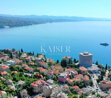 Opatija,centar, jednosobni stan na drugom katu s pogledom na more - cover
