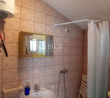 Jadranovo - Kuća sa 5 apartmana  - cover